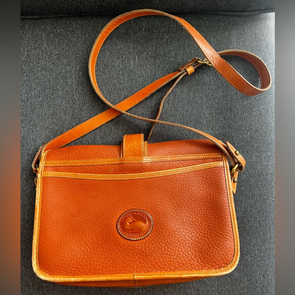 Dooney & Bourke all weather leather crossbody bag - Picture 3 of 15